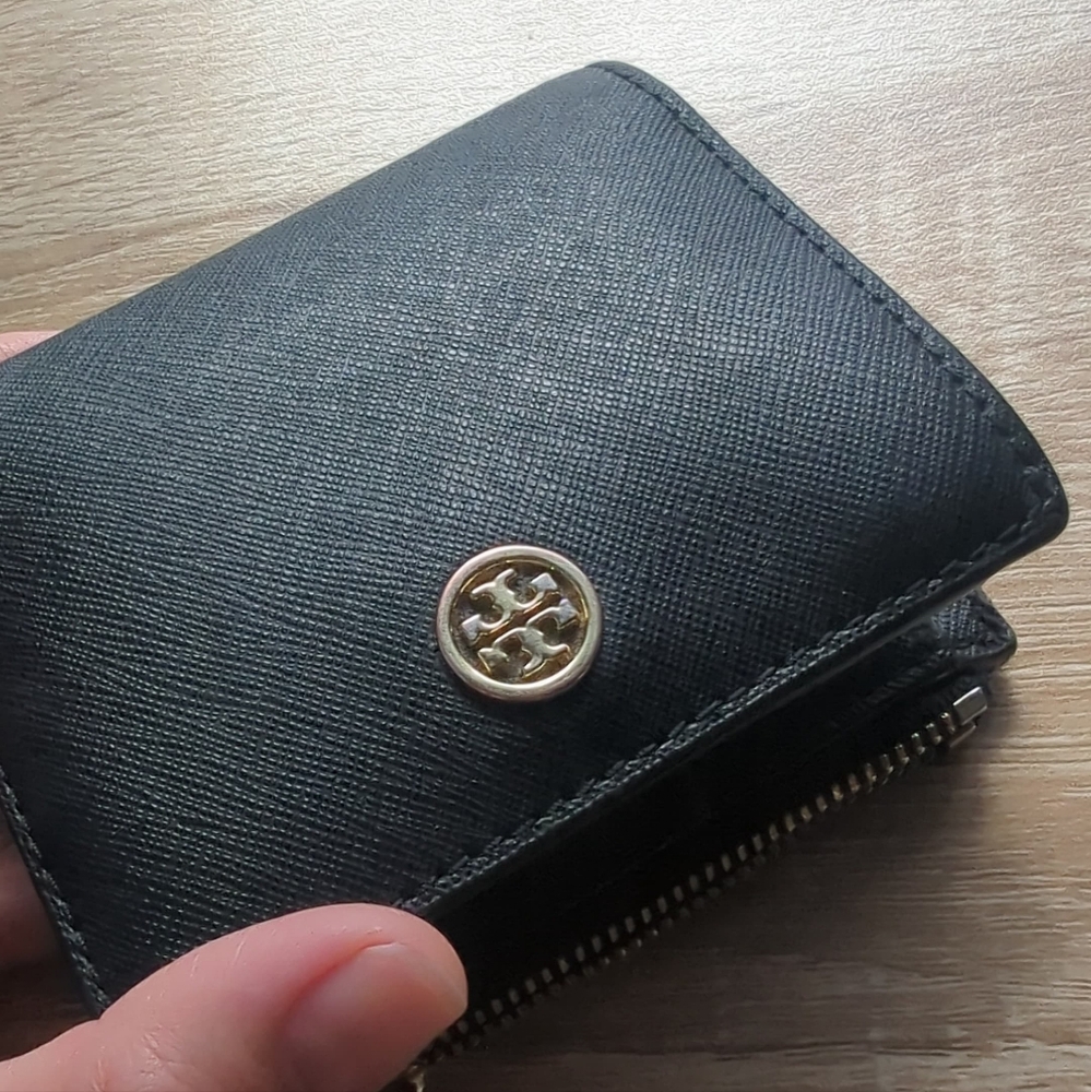 Tory Burch Emerson Saffiano Black Leather Mini Wallet